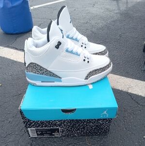 Air Jordan 3 Retro, UNC